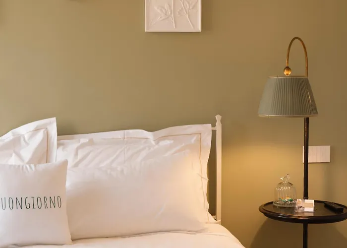 Country - Free Breakfast - Air Conditioning - Wifi 4*