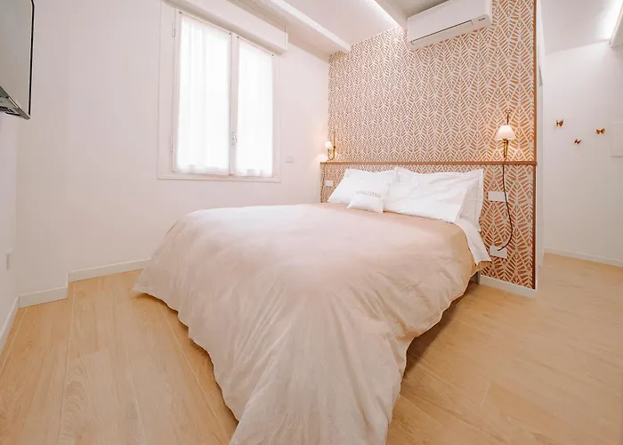 Country - Free Breakfast - Air Conditioning - Wifi B&B 4*