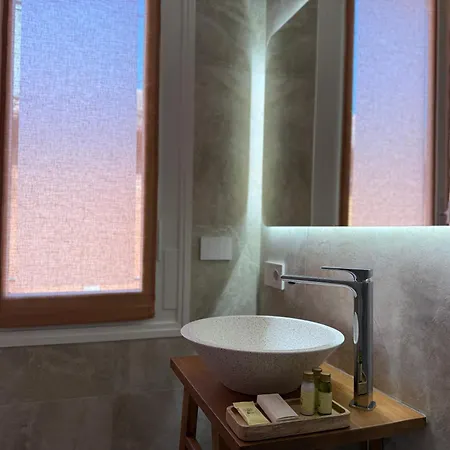 Country - Free Breakfast - Air Conditioning - Wifi 3*