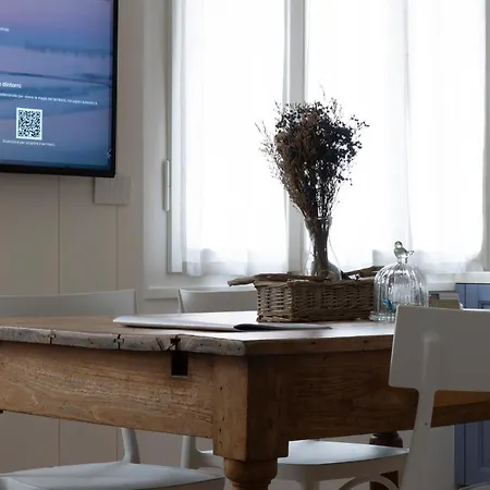 Country - Free Breakfast - Air Conditioning - Wifi