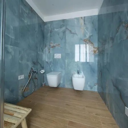 Country - Free Breakfast - Air Conditioning - Wifi