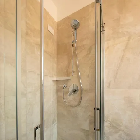 Country - Free Breakfast - Air Conditioning - Wifi 3*