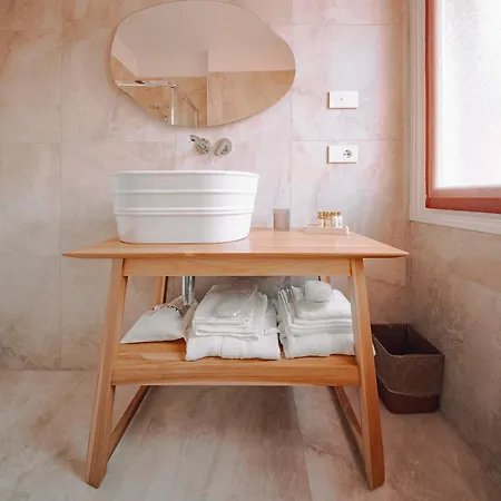 Country - Free Breakfast - Air Conditioning - Wifi 3*