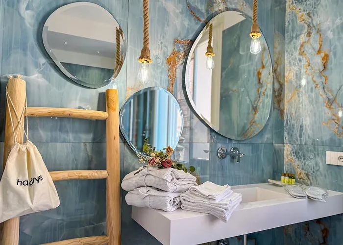 Country - Free Breakfast - Air Conditioning - Wifi