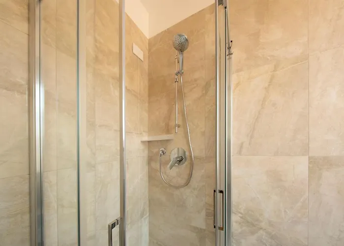 Country - Free Breakfast - Air Conditioning - Wifi 3*