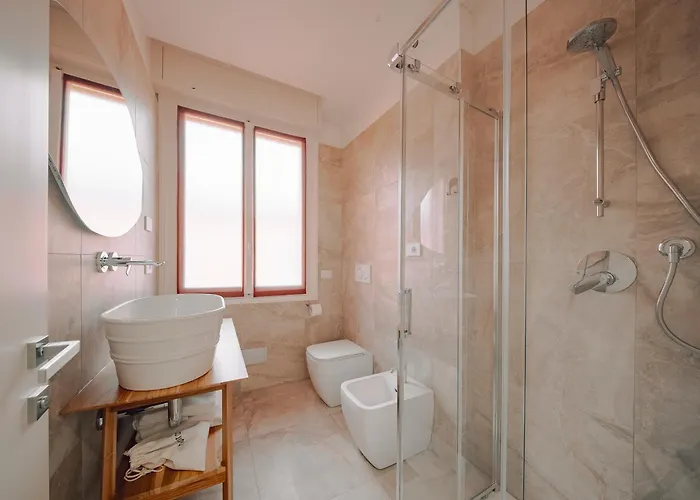 Country - Free Breakfast - Air Conditioning - Wifi 3*